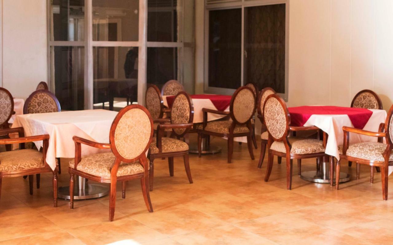 Easy View Hotel Mbarara Екстер'єр фото